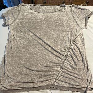 Susina Heathered Tee with Rouched Side